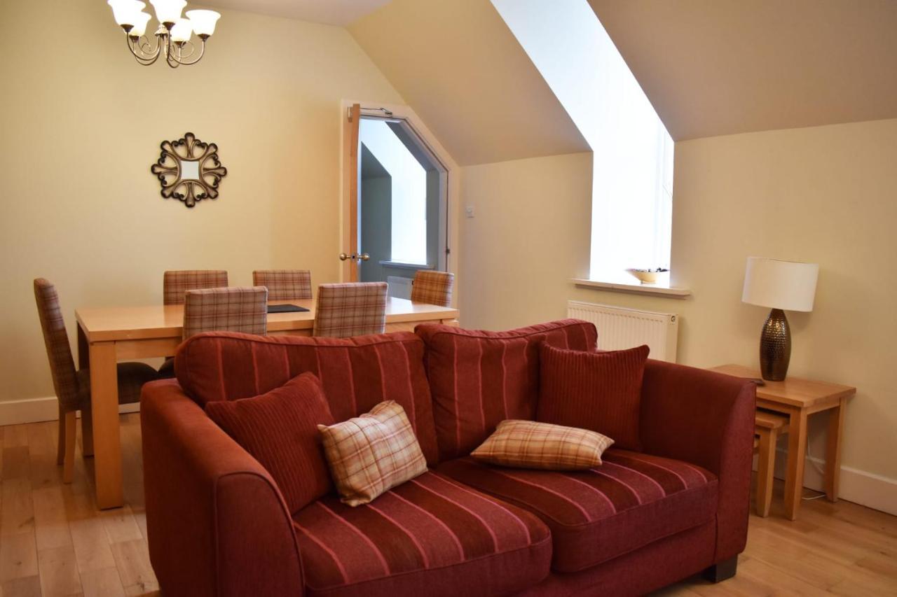 The Ross 2 Bedroom Apartment In Historic Abbey Fort Augustus Esterno foto