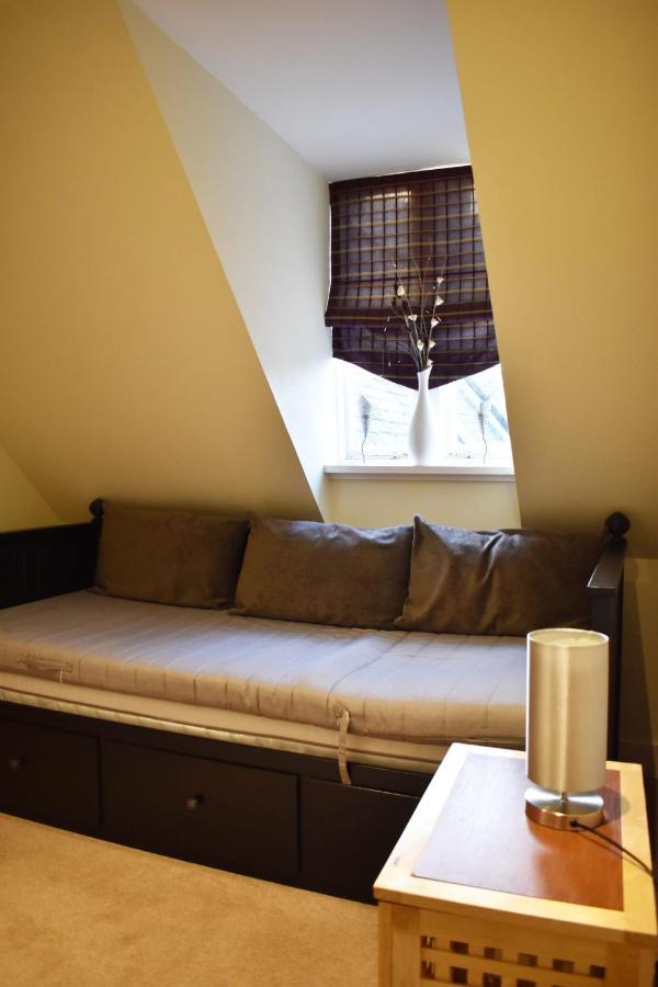 The Ross 2 Bedroom Apartment In Historic Abbey Fort Augustus Esterno foto